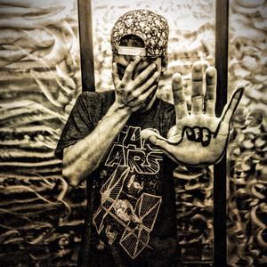 Meet your Posher, Samuel